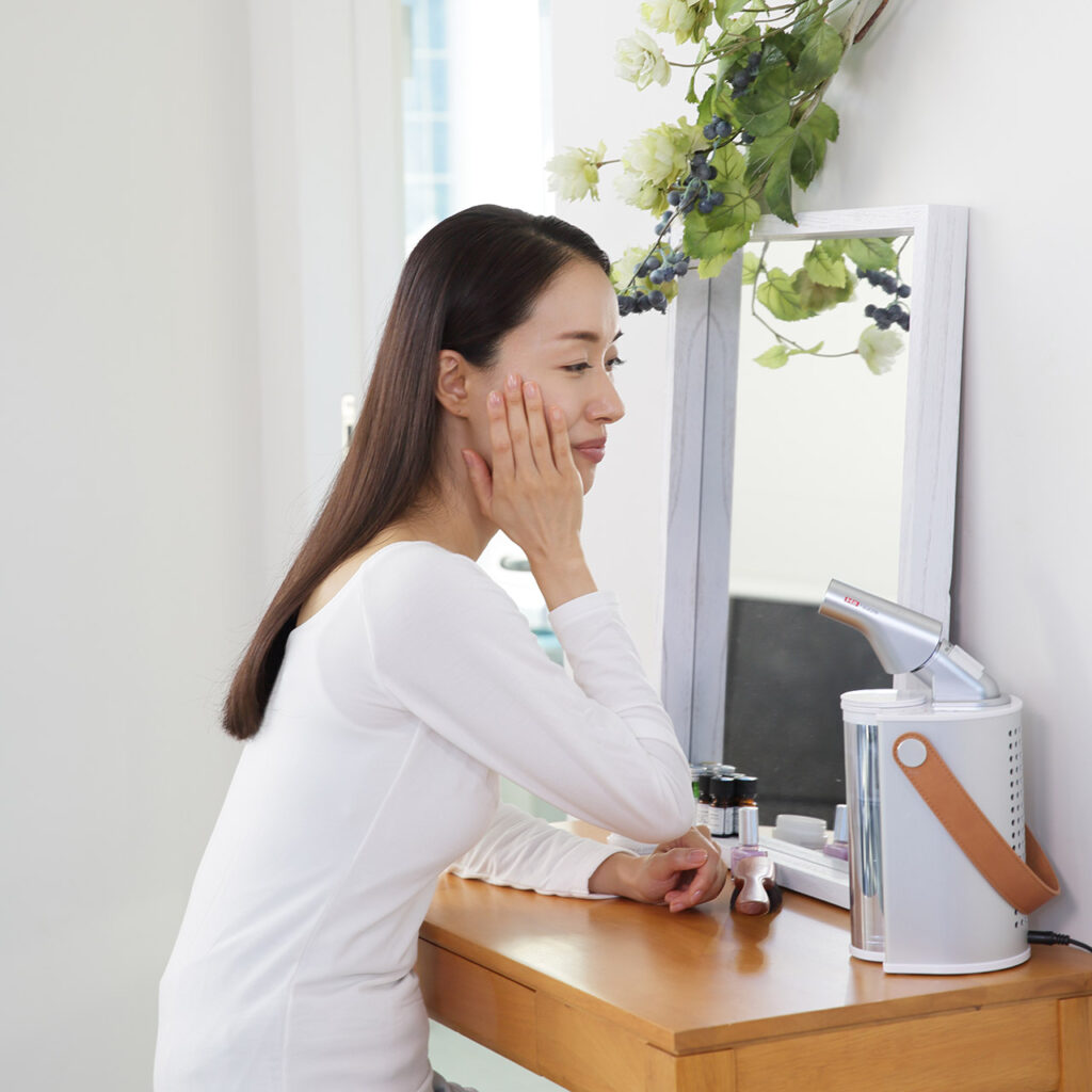 アロマの香りも楽しめる水素生成器 フレアー